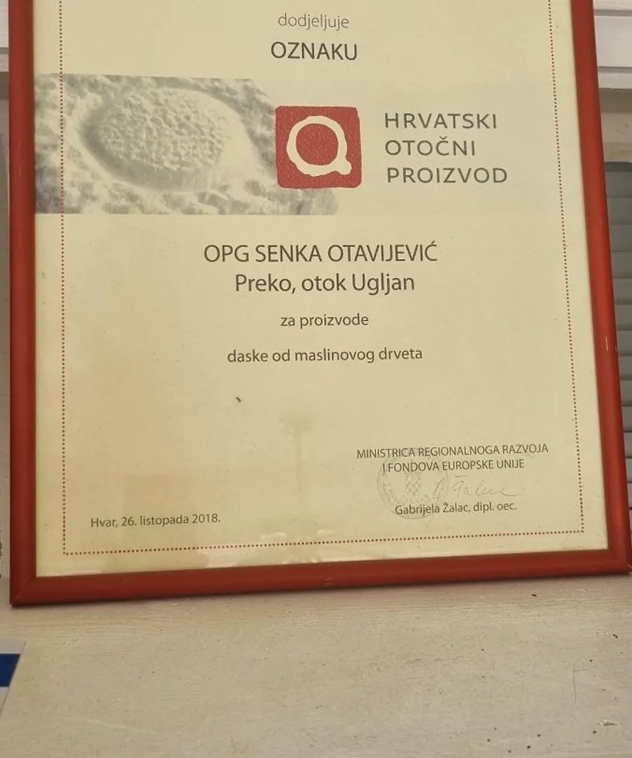 Senkini Dvori Apartamento Sutomiscica
