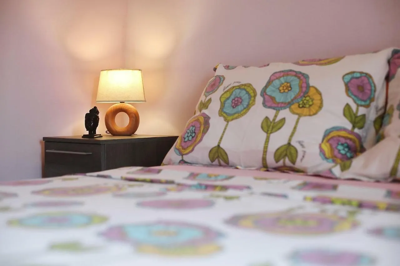 Senkini Dvori Apartamento Sutomiscica Croácia